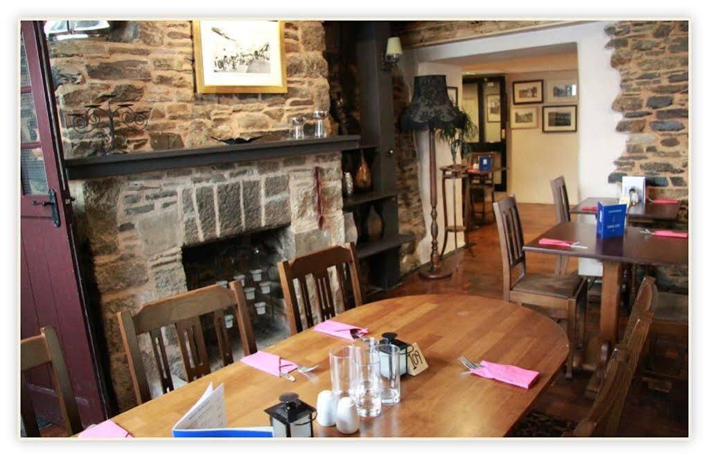 The Fountain Inn & Riverside Restaurant Okehampton Exteriér fotografie